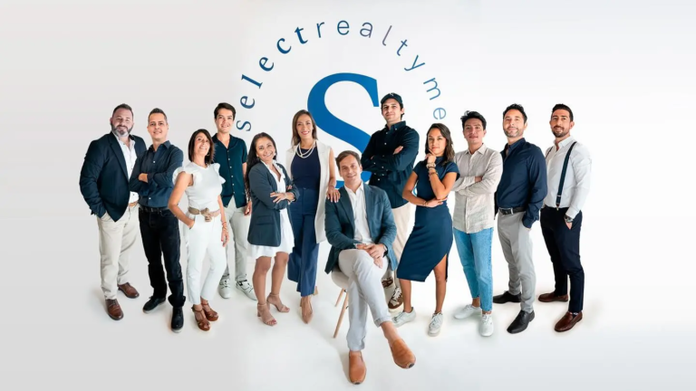 select realty mexico team