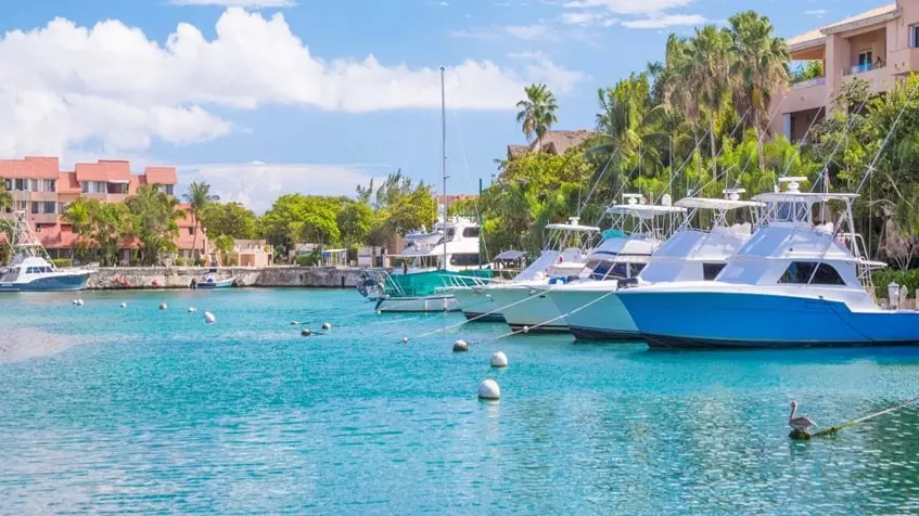 marina-puerto-aventuras